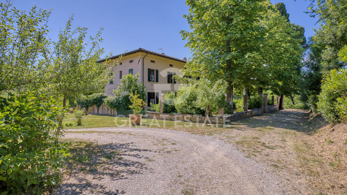 Image No.14-8 Bed Country House for sale
