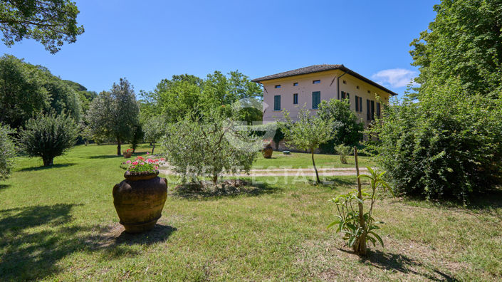 Image No.15-8 Bed Country House for sale