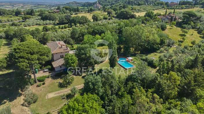 Image No.19-8 Bed Country House for sale