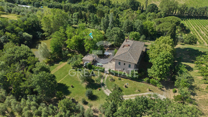 Image No.20-8 Bed Country House for sale