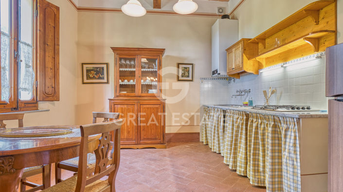 Image No.31-8 Bed Country House for sale