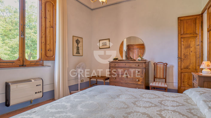 Image No.32-8 Bed Country House for sale