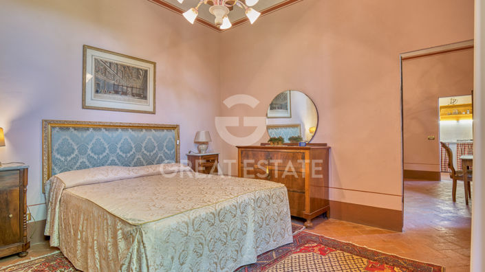 Image No.34-8 Bed Country House for sale