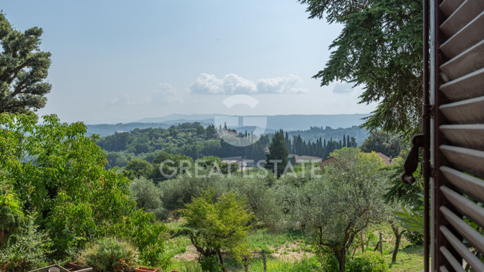 Image No.35-5 Bed Country House for sale