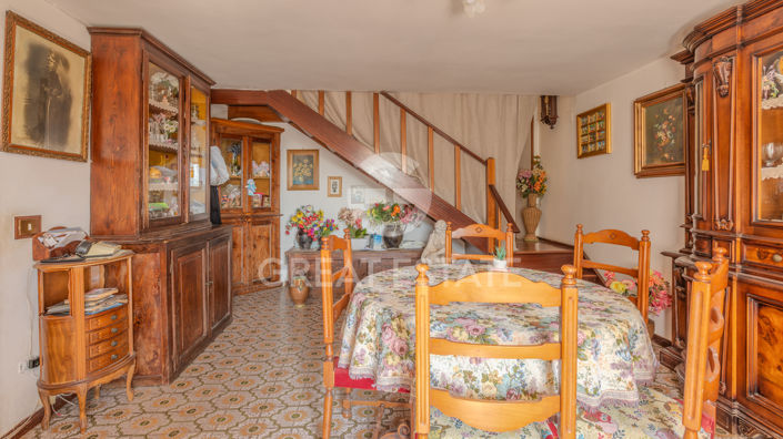 Image No.5-5 Bed Country House for sale
