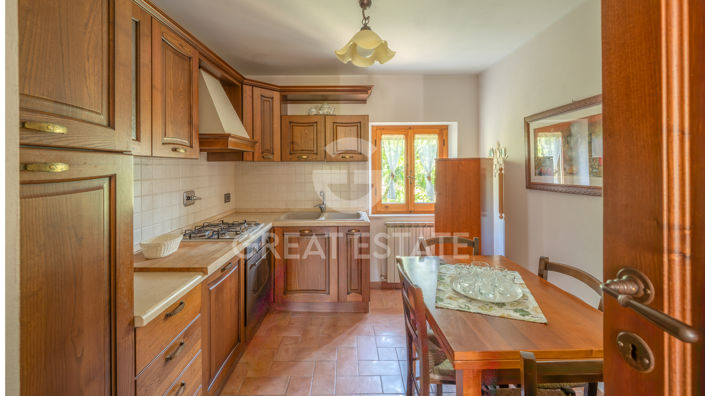 Image No.30-3 Bed Country House for sale