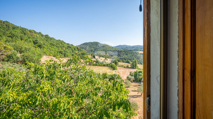 Image No.42-3 Bed Country House for sale
