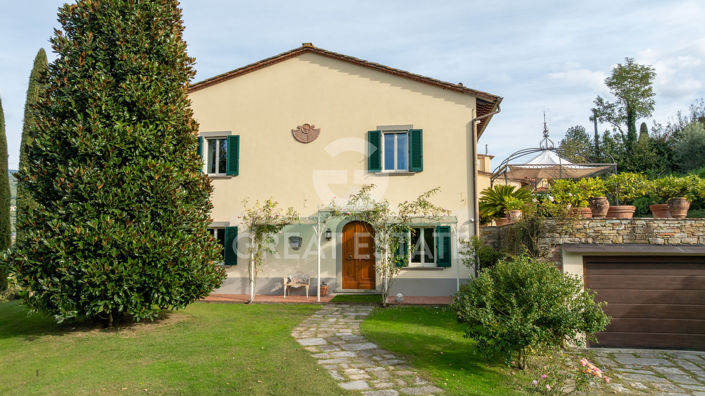 Image No.7-Maison de campagne de 4 chambres à vendre à Arezzo