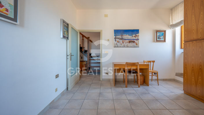 Image No.25-4 Bed Property for sale