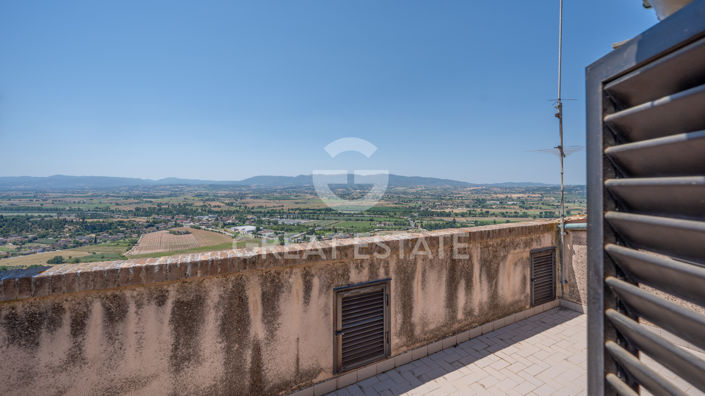 Image No.30-4 Bed Property for sale