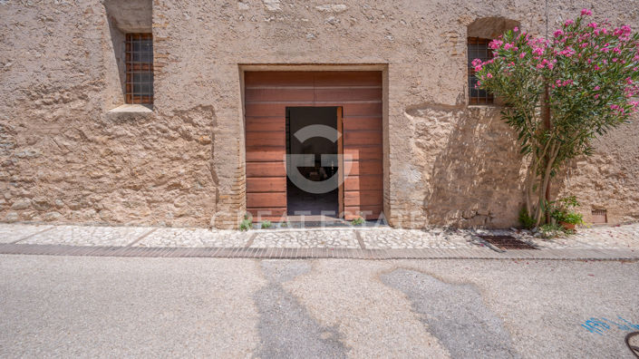Image No.35-4 Bed Property for sale