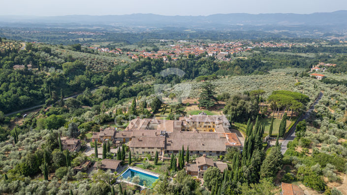 Image No.11-Country House for sale
