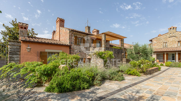 Image No.19-Country House for sale