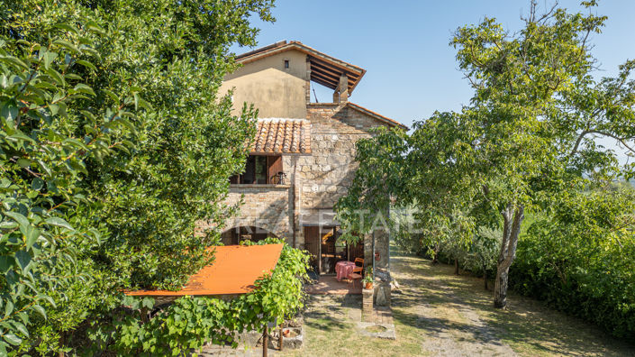 Image No.3-Maison de campagne de 4 chambres à vendre à Sarteano