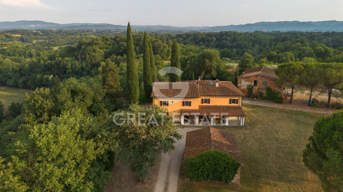 Image No.3-Maison de campagne de 8 chambres à vendre à Terranuova Bracciolini