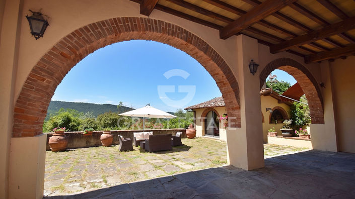 Image No.11-7 Bed Country House for sale