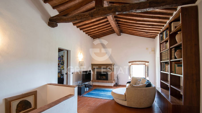 Image No.15-7 Bed Country House for sale