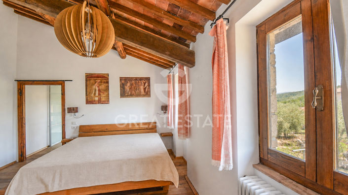 Image No.18-3 Bed Country House for sale