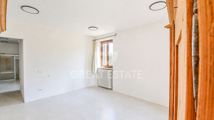 Image No.25-3 Bed Country House for sale