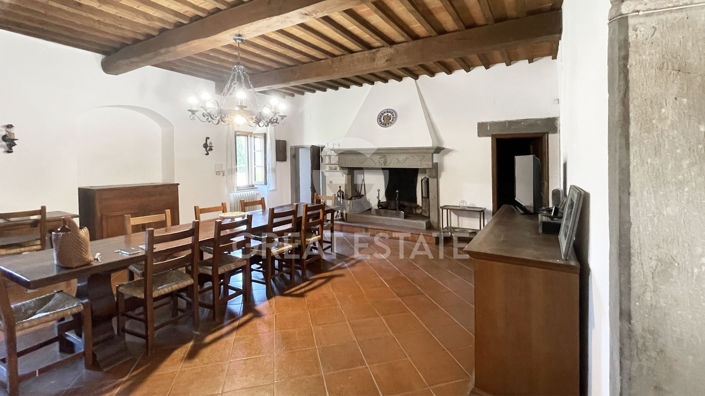 Image No.18-Maison de campagne de 6 chambres à vendre à Arezzo