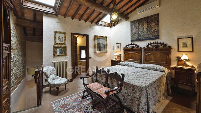 Image No.31-Châteaux de 10 chambres à vendre à Bucine