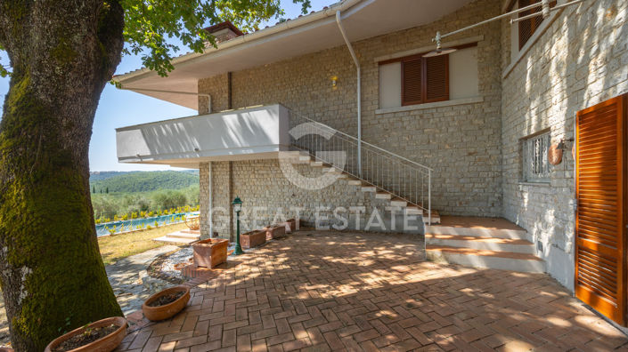 Image No.15-6 Bed Country House for sale
