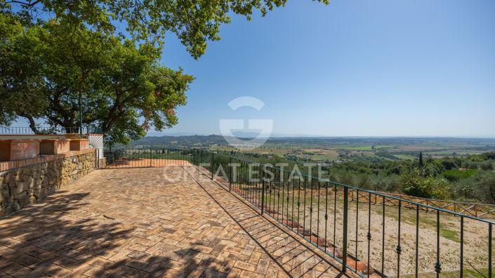 Image No.17-6 Bed Country House for sale