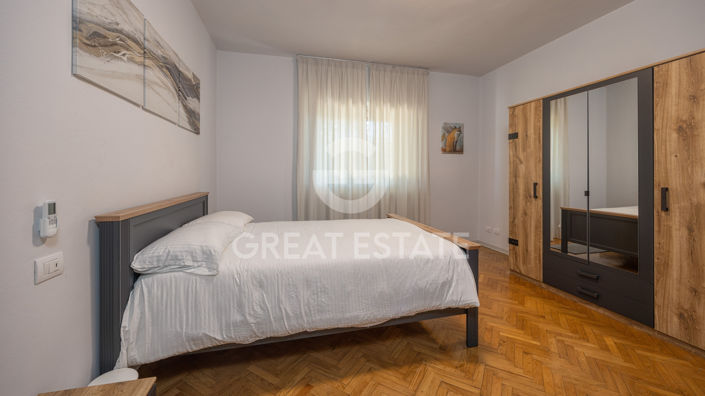 Image No.25-6 Bed Country House for sale