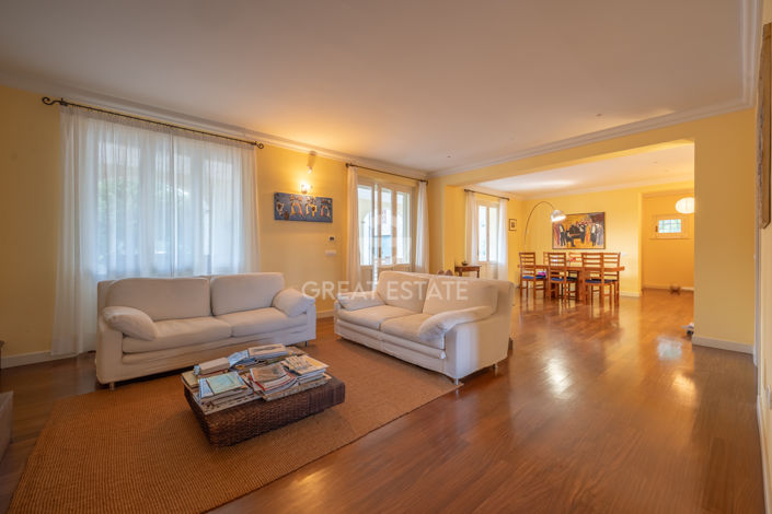Image No.2-4 Bed Villa for sale