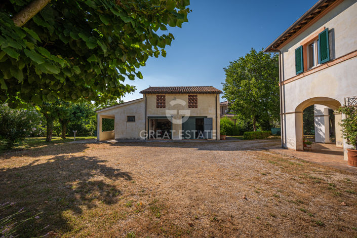 Image No.32-4 Bed Villa for sale
