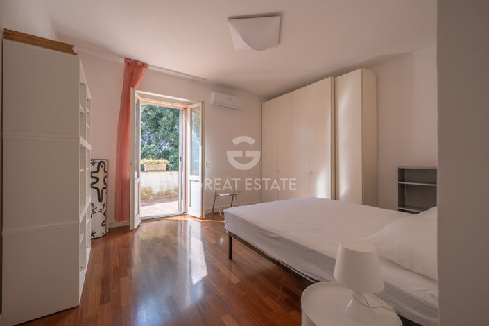 Image No.56-4 Bed Villa for sale