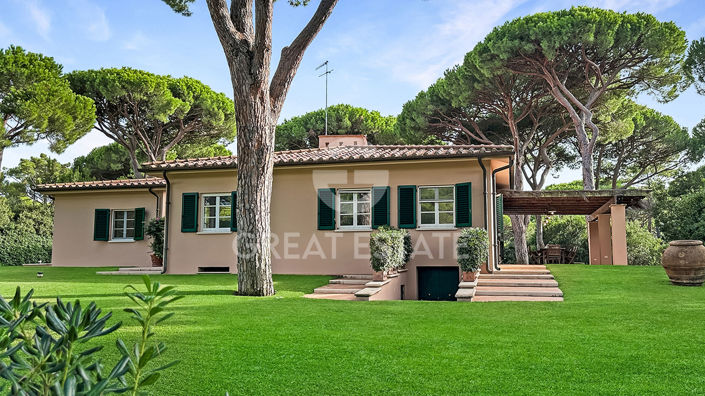Image No.10-6 Bed Country House for sale