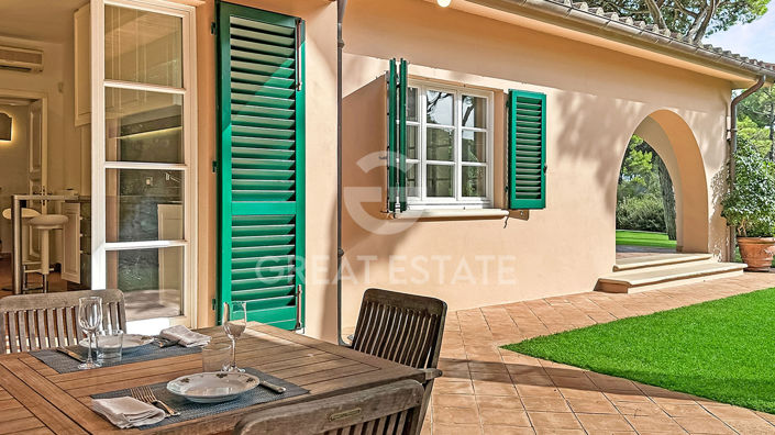 Image No.13-6 Bed Country House for sale