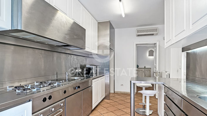 Image No.19-6 Bed Country House for sale