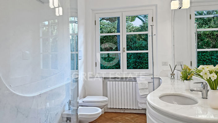 Image No.27-6 Bed Country House for sale