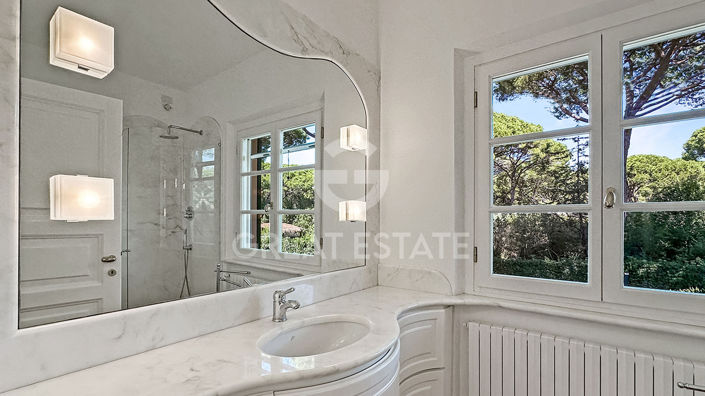 Image No.28-6 Bed Country House for sale