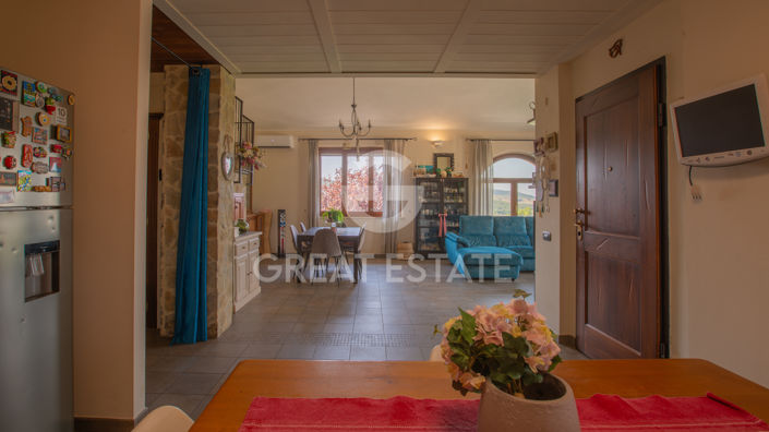 Image No.18-3 Bed Country House for sale
