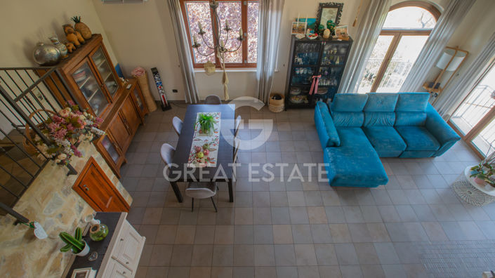 Image No.19-3 Bed Country House for sale