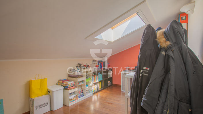 Image No.24-3 Bed Country House for sale