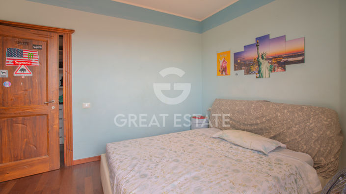 Image No.25-3 Bed Country House for sale