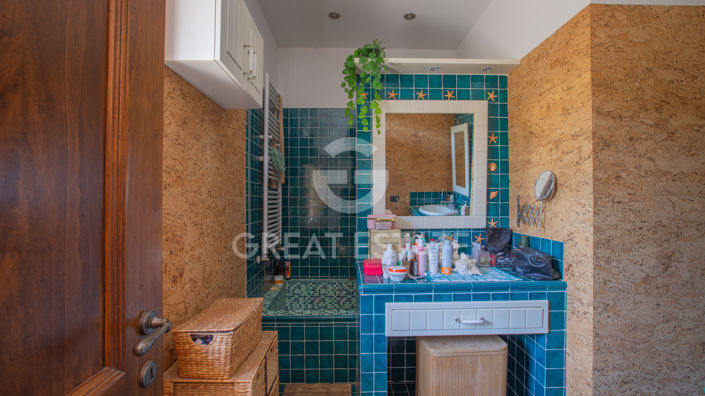 Image No.28-3 Bed Country House for sale