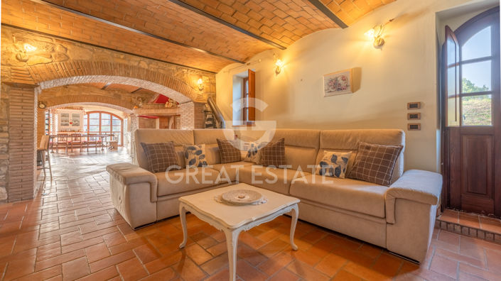 Image No.24-9 Bed Country House for sale