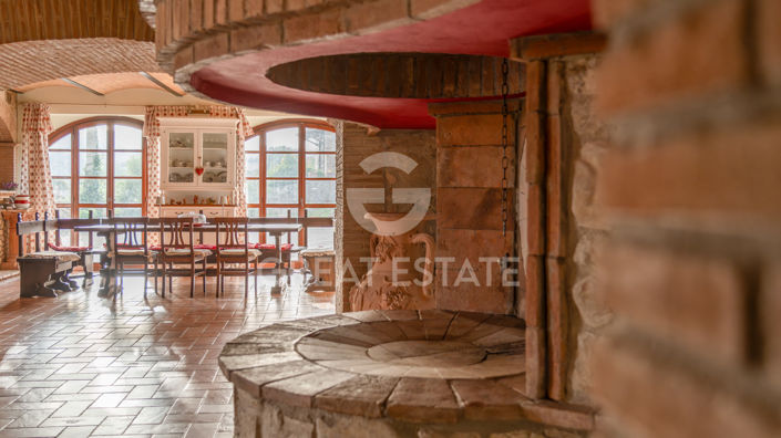 Image No.26-9 Bed Country House for sale