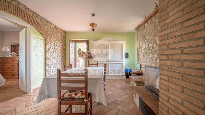 Image No.39-9 Bed Country House for sale