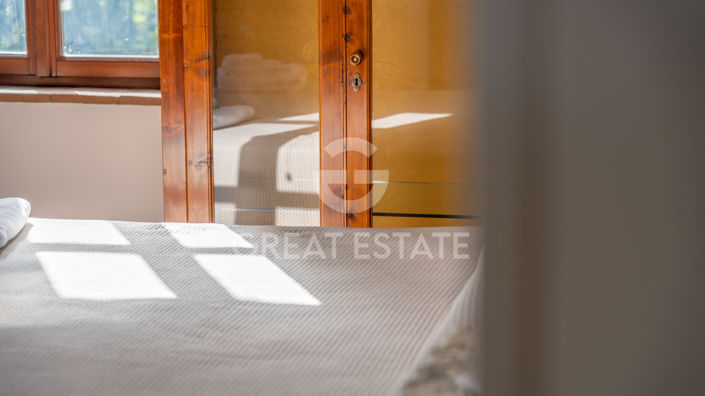 Image No.48-9 Bed Country House for sale