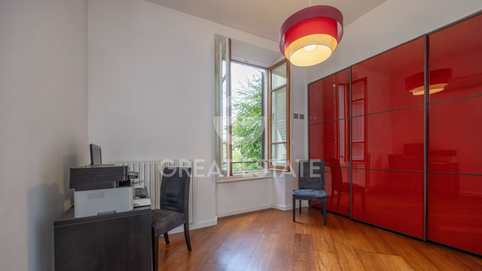 Image No.20-3 Bed Apartment for sale