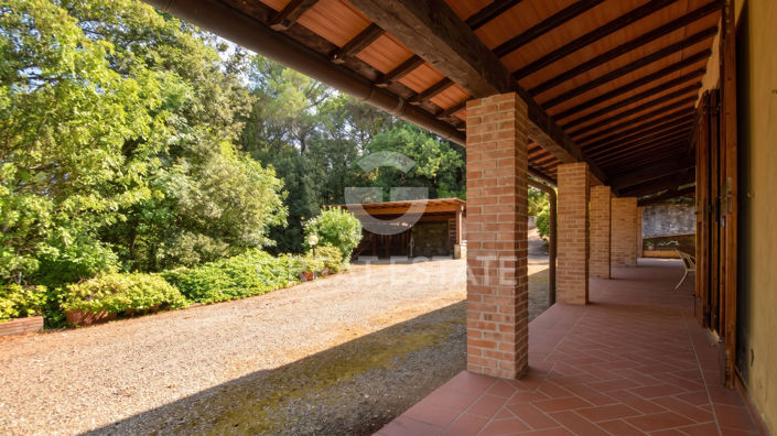 Image No.7-Maison de campagne de 6 chambres à vendre à Scandicci