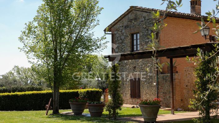 Image No.12-14 Bed Country House for sale