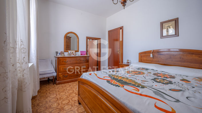 Image No.21-3 Bed Country House for sale