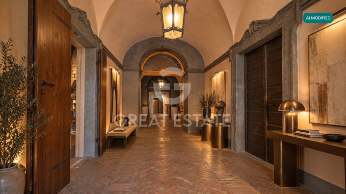 Image No.9-5 Bed Townhouse for sale